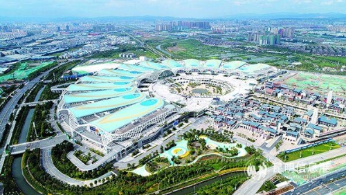 昆明滇池国际会展中心。记者周密摄