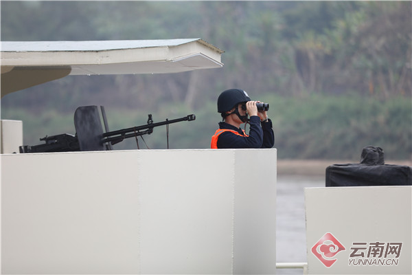 00300368655_8403fe0c 00300368655_8403fe0c