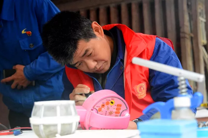 点击进入下一页