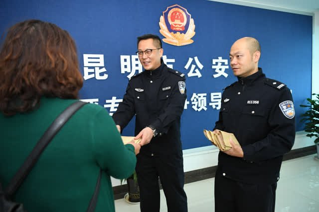 07ad446cb31eef7f8611190d3533b5b