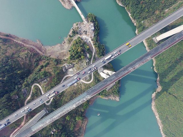 点击查看高清原图 点击查看高清原图