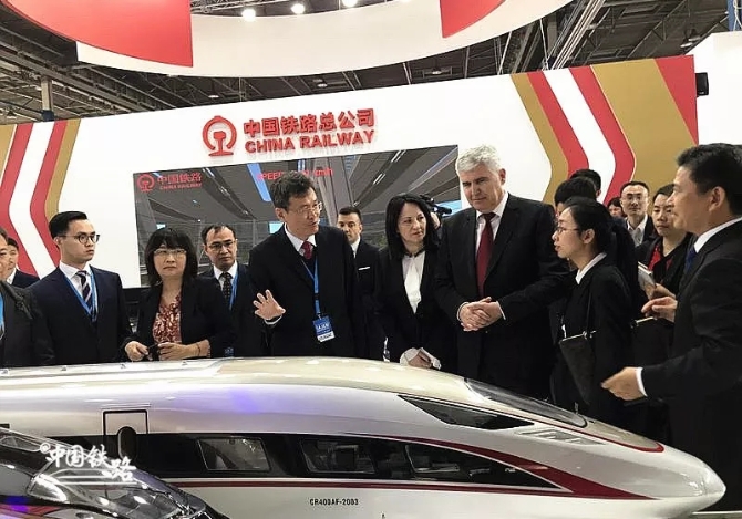 640.webp (1) 640.webp (1)