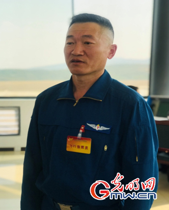 【追梦火焰蓝】直升机如何助力森林灭火?记者高原体验 揭秘空中救援 【追梦火焰蓝】直升机如何助力森林灭火?记者高原体验 揭秘空中救援