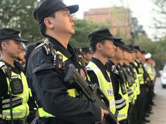 昆明警方两周三查