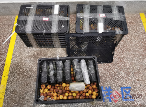 00300681049_dc54d15f