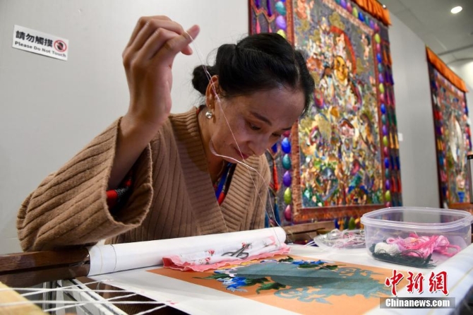 7ca98175f1aa4b32aee152ad67120198 7ca98175f1aa4b32aee152ad67120198