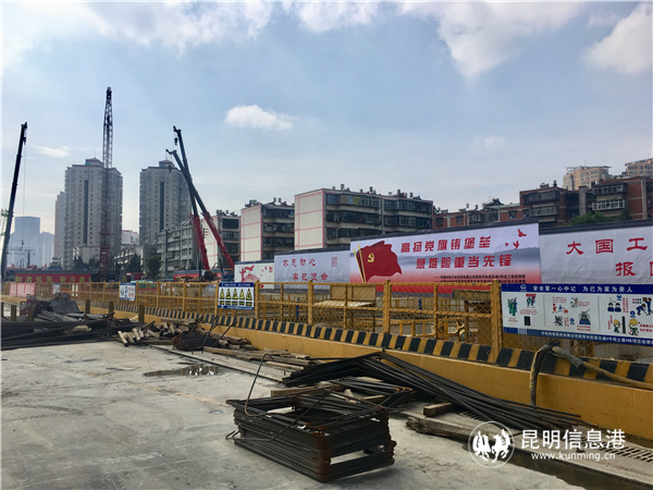火车北站站点施工现场1