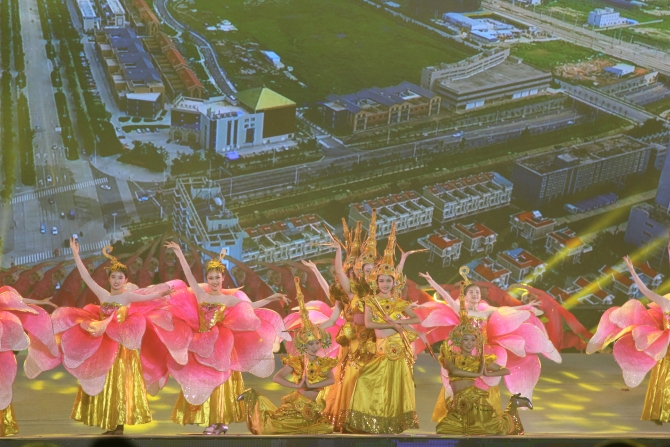 开幕式现场。记者薛江涛摄 (1) 开幕式现场。记者薛江涛摄 (1)