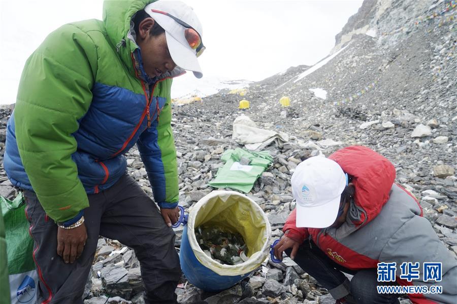 （体育·专题）（6）西藏拉萨喜马拉雅登山向导学校的20年