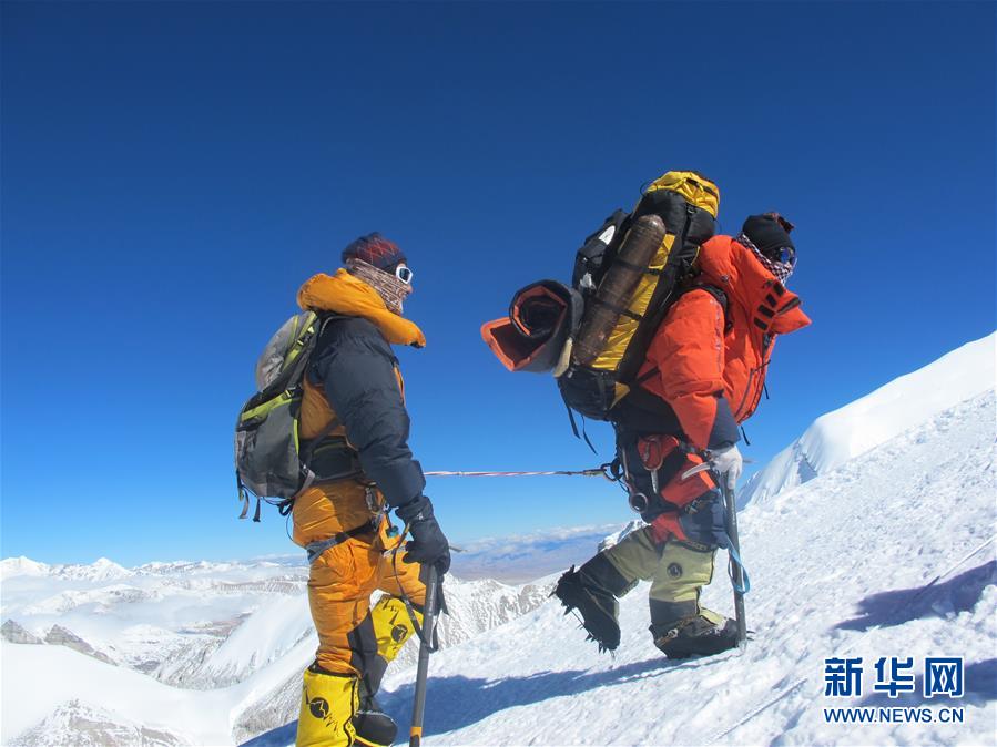 （体育·专题）（7）西藏拉萨喜马拉雅登山向导学校的20年