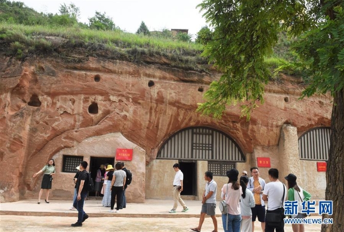 （XHDW·图文互动）（2）红星闪耀世界：他们是红军的见证者