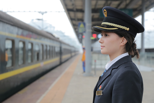 铁路助推云南河口从小城变大口岸。刘昊亮 摄1 铁路助推云南河口从小城变大口岸。刘昊亮 摄1