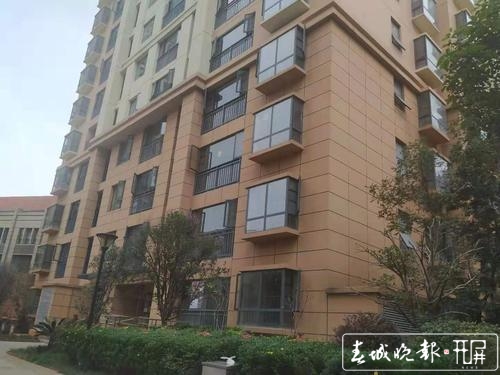 宅小区内开麻将馆整天“哗啦哗啦” 居民头疼 物管没辙 到底该怎么办？2.jpg