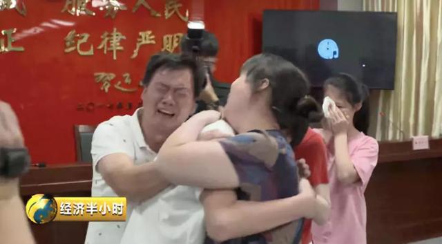 仅凭一张童年照片，找回走失 15 年的孩子！AI 跨年龄识别人脸，就是这么神奇