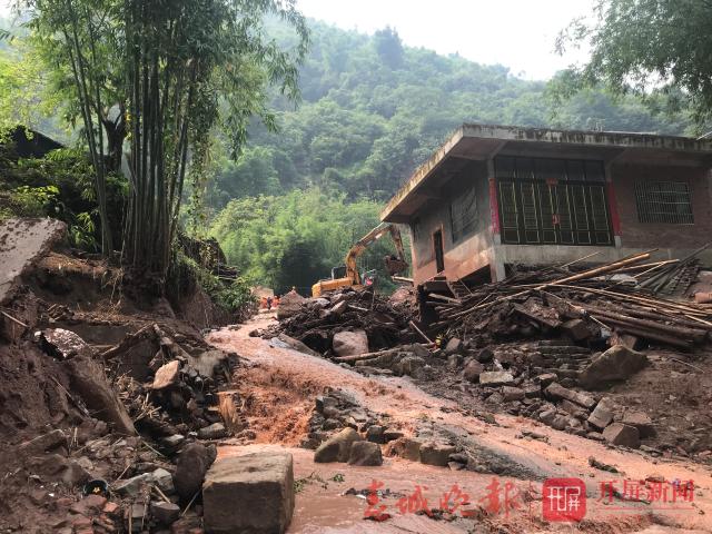 昭通盐津县突发山洪灾害