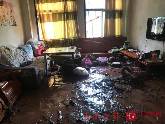 昭通盐津县突发山洪灾害