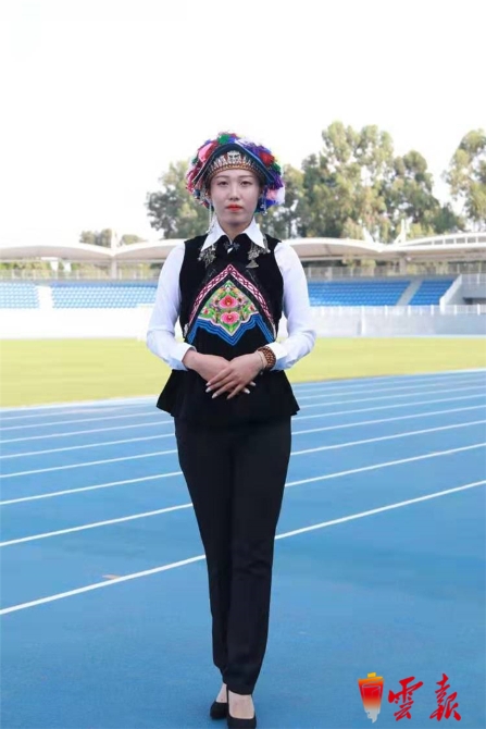 快看!“民族团结”方队里有16朵“云南花”