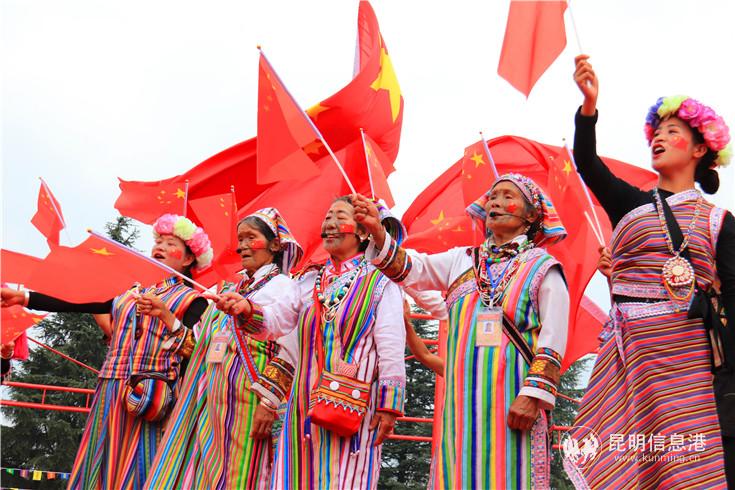 云南民族村张烜拍摄。供图2