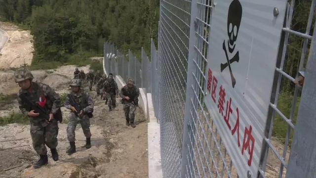 这个国庆，中国军人的身影一直在路上