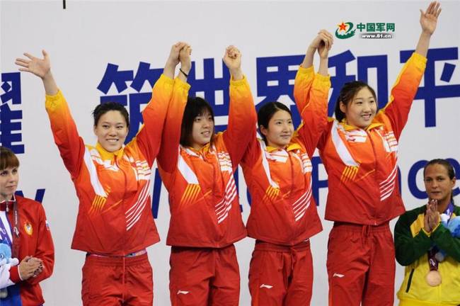 破纪录拿金牌,这些中国军人让人服气!