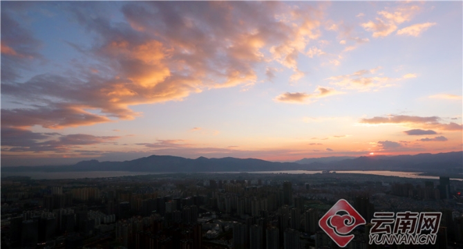 00301170181_ec3f3eba