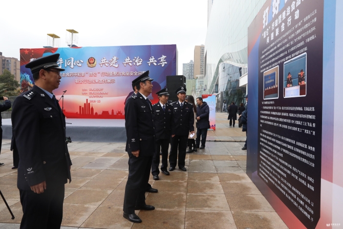 1203_2.jpg 1203_2.jpg