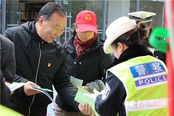 活动现场。记者薛江涛摄 (2)