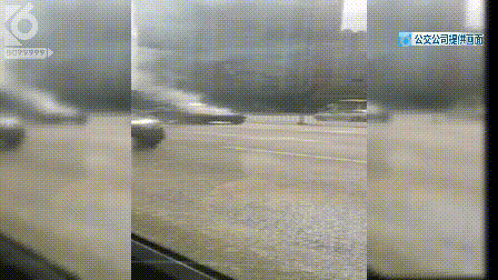 街头汽车自燃