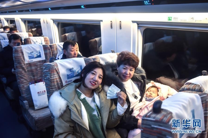 （在习近平新时代中国特色社会主义思想指引下——新时代新作为新篇章·总书记关切高质量发展·科技创新·图文互动）（6）3.5万公里的幸福绵延——中国高铁的“科技牵引力”