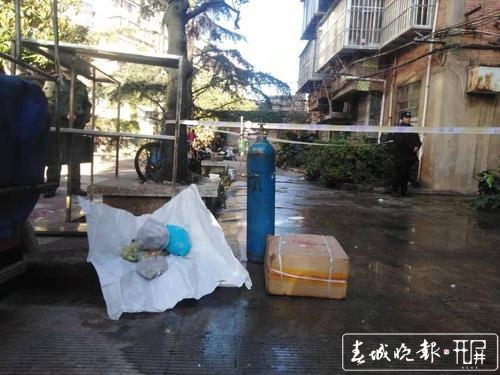 新闻里小区火灾1.jpg