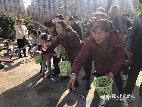 投皮球