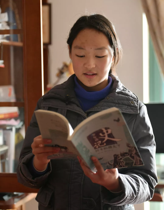 14岁女孩写给医生父亲的一封家书:“没有一个冬天不可逾越” 14岁女孩写给医生父亲的一封家书:“没有一个冬天不可逾越”