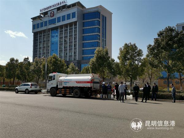 1410042711 1410042711