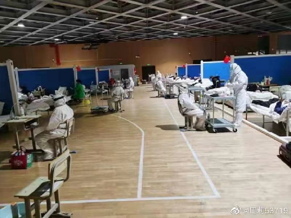 战“疫”有温情!医护人员收到这些暖心小纸条