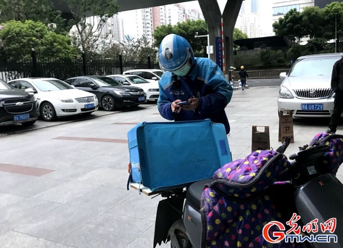 图片故事丨解封前的武汉有序重启,我们期待“你”光彩重生! 图片故事丨解封前的武汉有序重启,我们期待“你”光彩重生!