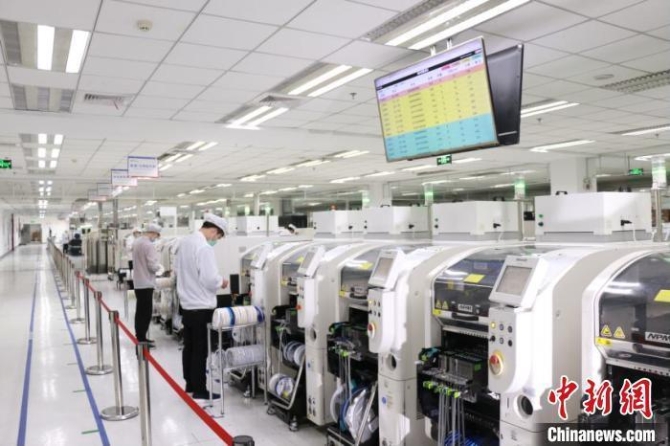 资料图:企业生产车间。 刘园 摄
资料图:企业生产车间。 刘园 摄