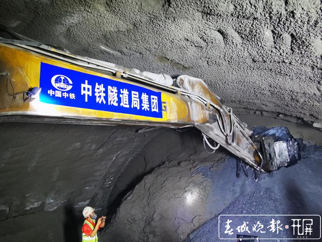 中老昆万铁路又迎来新进展 (5).jpg