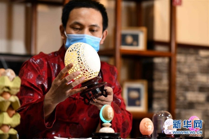 #(社会)(8)精美的蛋雕艺术