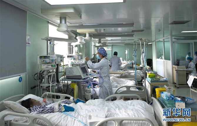 (健康)(9)护士节里忙碌的天使