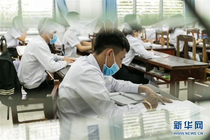 (国际疫情)(2)老挝学生陆续返校复课