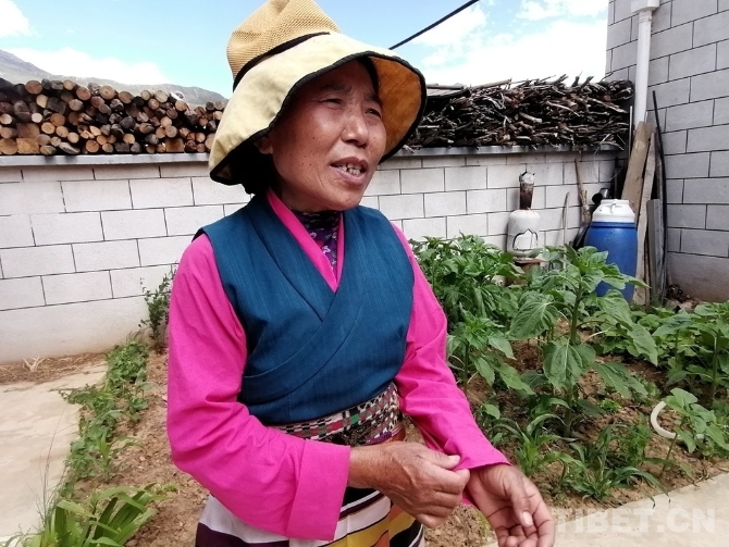 a_455589871214391296