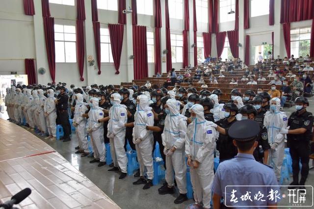 跨境诱赌、勒索赎金、致6人死亡!臧鹏鹏、张文博等46人涉黑案公开宣判 (5).jpg