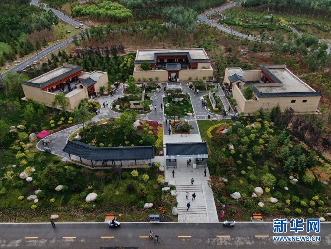 (社会)(1)西宁园博园开园迎客