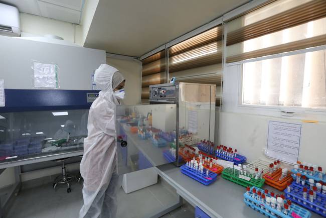 超负荷运转100多天 这座中国援建实验室成了“样板”