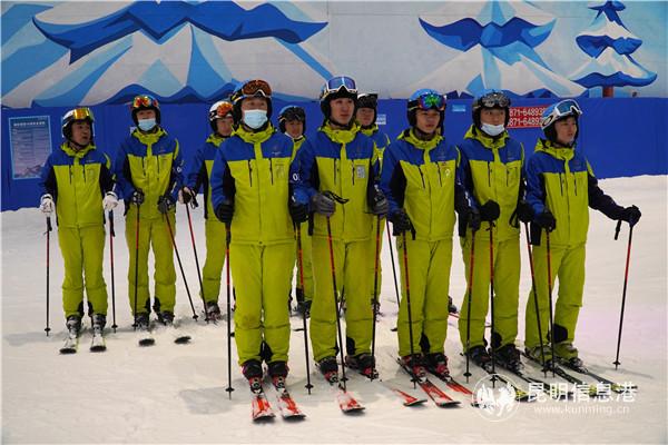 融创雪世界教练团队