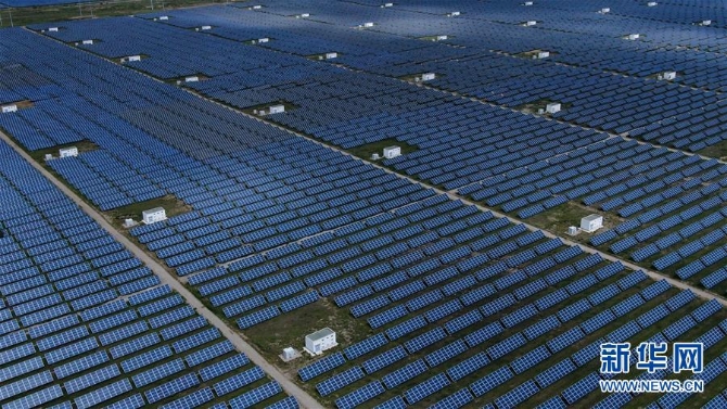 （新华全媒头条·走向我们的小康生活·图文互动）（3）绿色绘就三江源——来自青海脱贫奔小康一线的蹲点报告