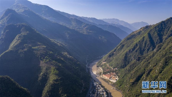 (新华全媒头条·决战决胜脱贫攻坚·督战未摘帽贫困县·图文互动)(1)脱贫的歌声——云南直过民族和人口较少民族共入新时代