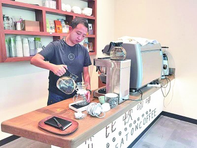 以教育精准扶贫夯实全面脱贫基础 以教育精准扶贫夯实全面脱贫基础