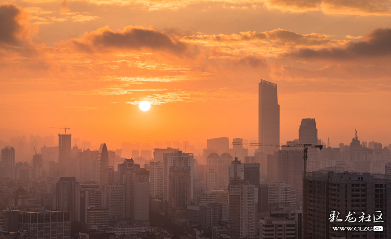 2昆明市中心（恒隆广场）日出