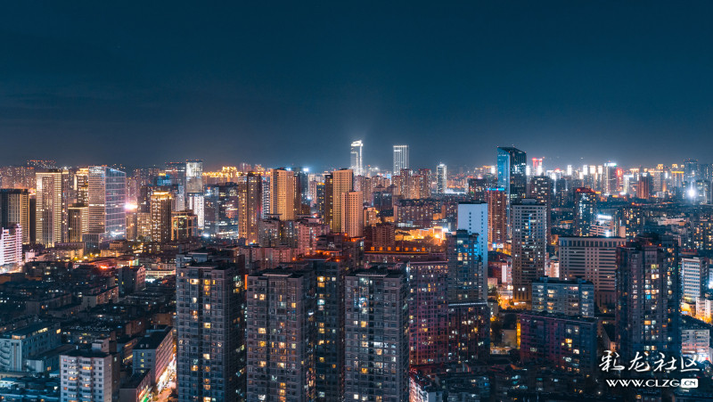 20盘龙区天际线夜景（拓东郡楼顶）